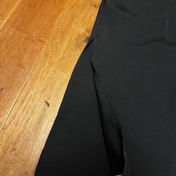 GAP Black Silky Midi Skirt – Size Medium - EUC - Picture 4 of 5